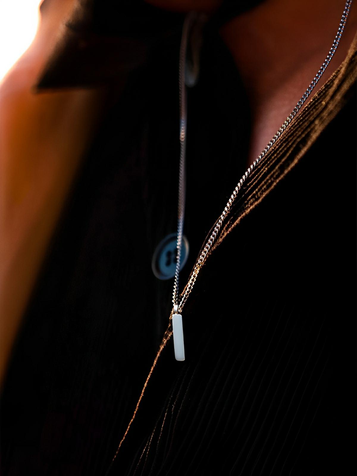 Collier acier inoxydable, pendentif rectangulaire, chaîne cubaine, style minimaliste, homme moderne, modèle Milano - Collier - Argent 55 cm