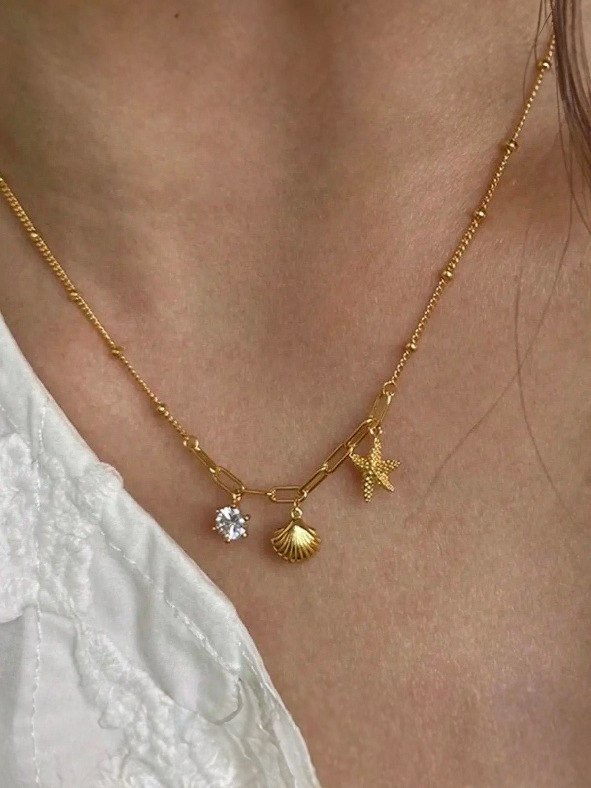 Collier coquillage doré, pendentif étoile de mer, zircon, chaîne fine acier inoxydable, style plage, femme, modèle Dalida - Collier - Or 45+5 cm