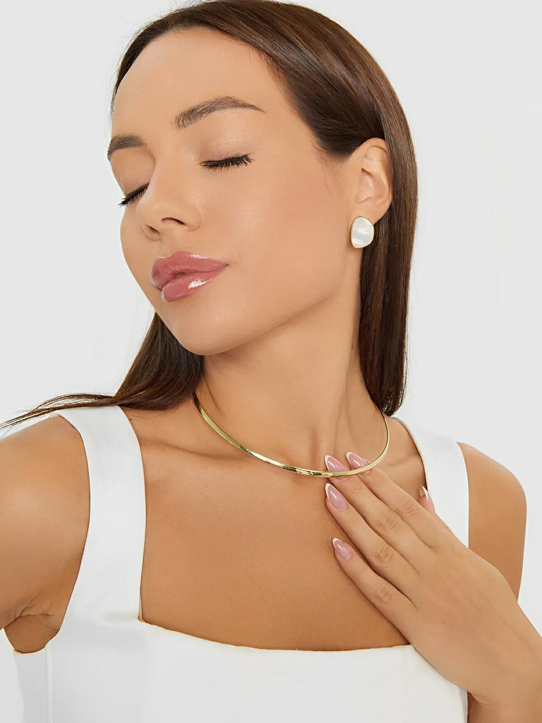 Collier court rigide doré femme, choker large, acier titane, style moderne, bijou hypoallergénique, modèle Ondine - Collier - Or