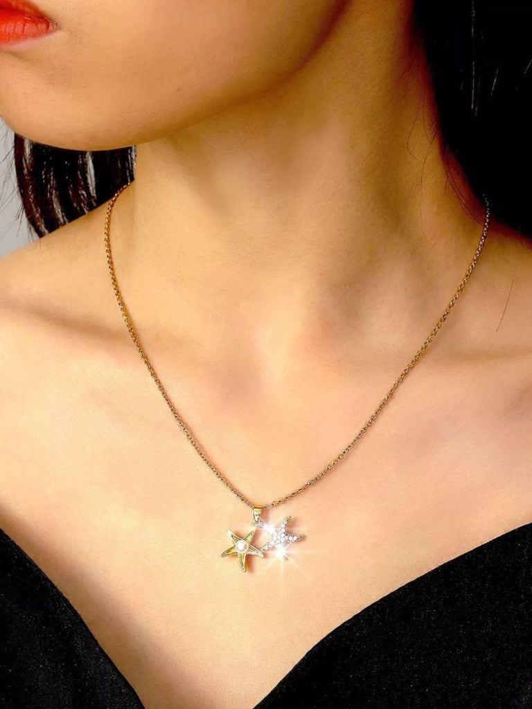 Collier étoile de mer, acier titane, zircons scintillants, chaîne clavicule femme, bijou lumineux 2024, modèle Nathalie - Collier - Or 42 cm