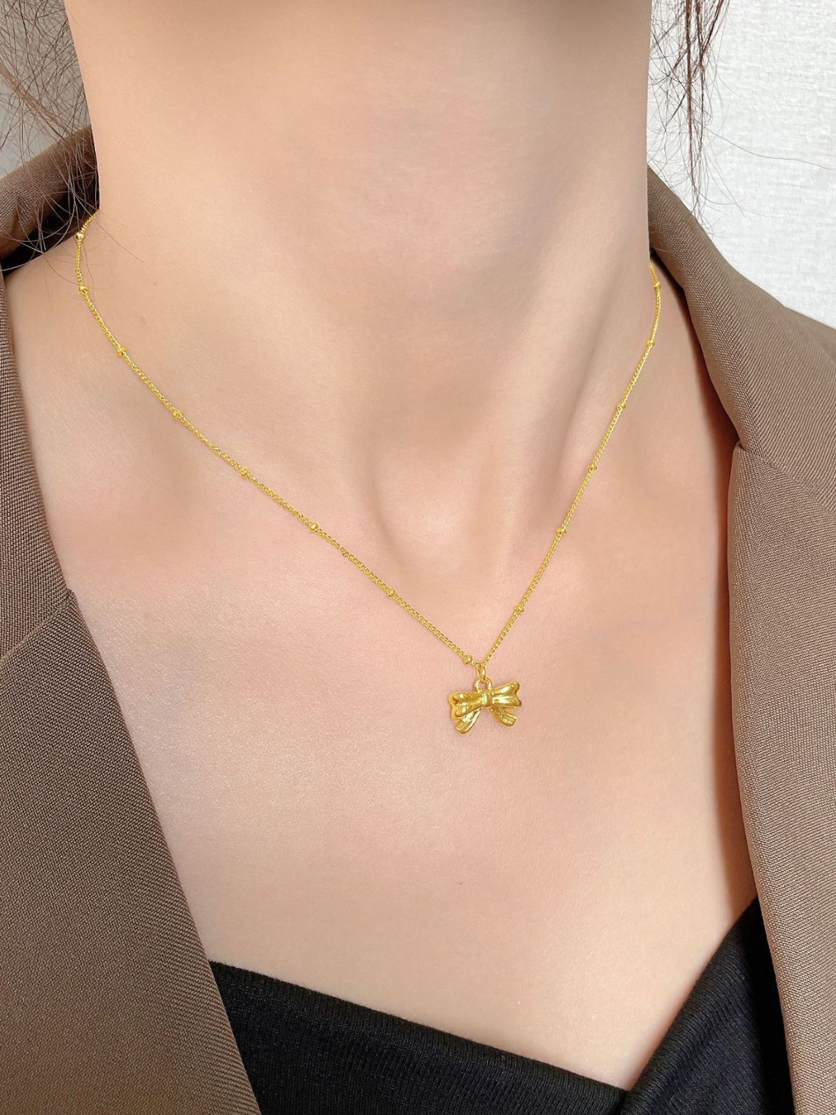 Collier femme nœud, chaîne, plaqué or 18 carats, acier titane, style mignon, léger, modèle Faustine - Collier - Or 41 - 50 cm