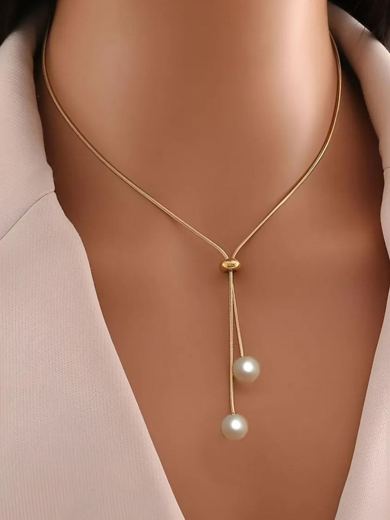Collier long doré, perles blanches, chaîne serpent, ajustable, tendance féminine, modèle Fleurida - Collier - Or 40 - 60 cm