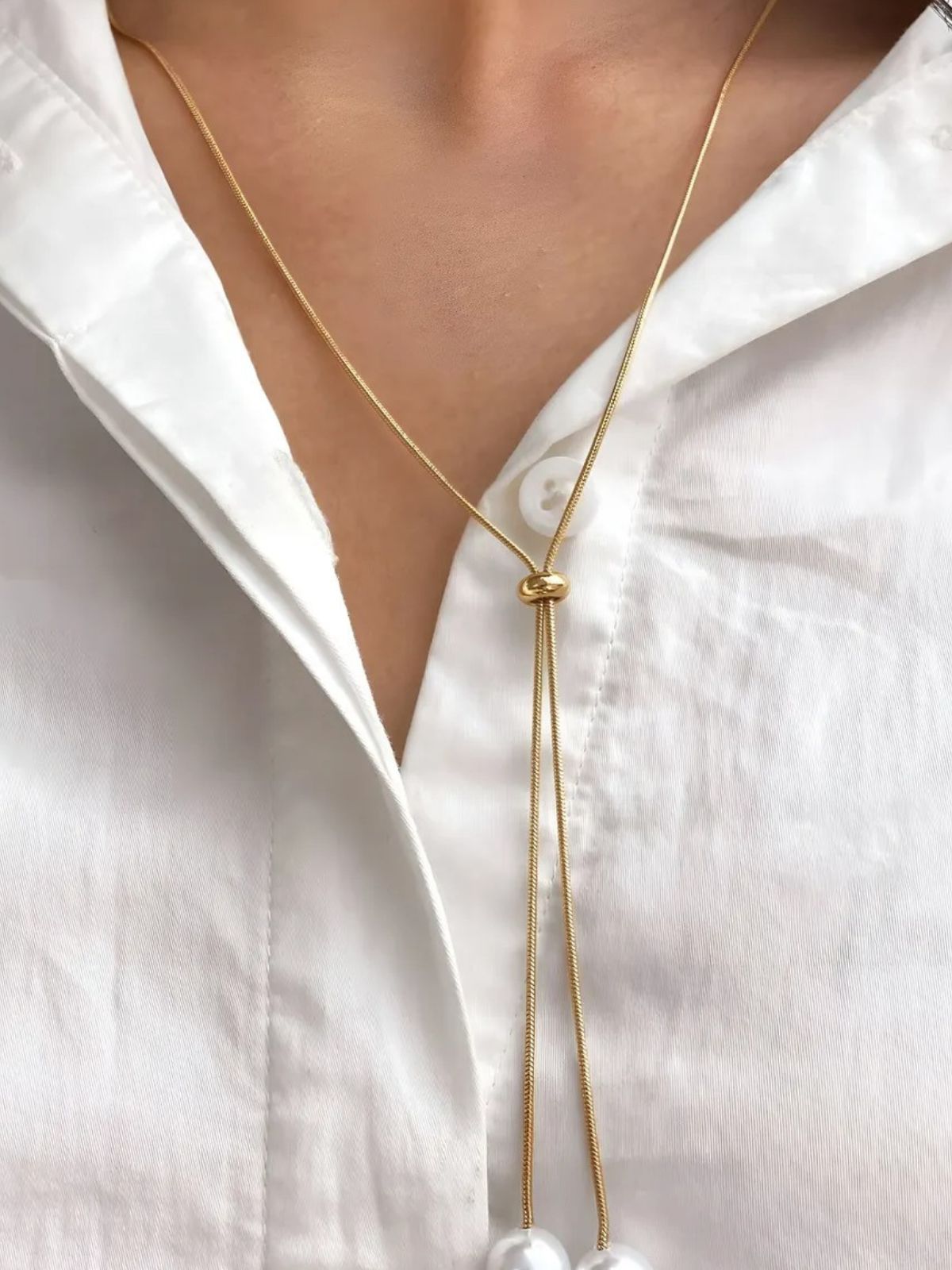 Collier long doré, perles blanches, chaîne serpent, ajustable, tendance féminine, modèle Fleurida - Collier - Or 40 - 60 cm