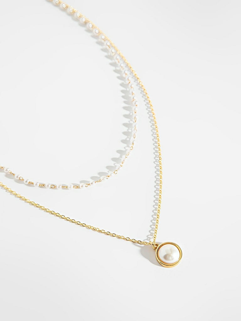 Collier ras du cou double rang, chaîne serpent, perles blanches, acier titane, style rétro, pendentif perle, modèle Ortensia - Collier - Or 40 - 45 cm