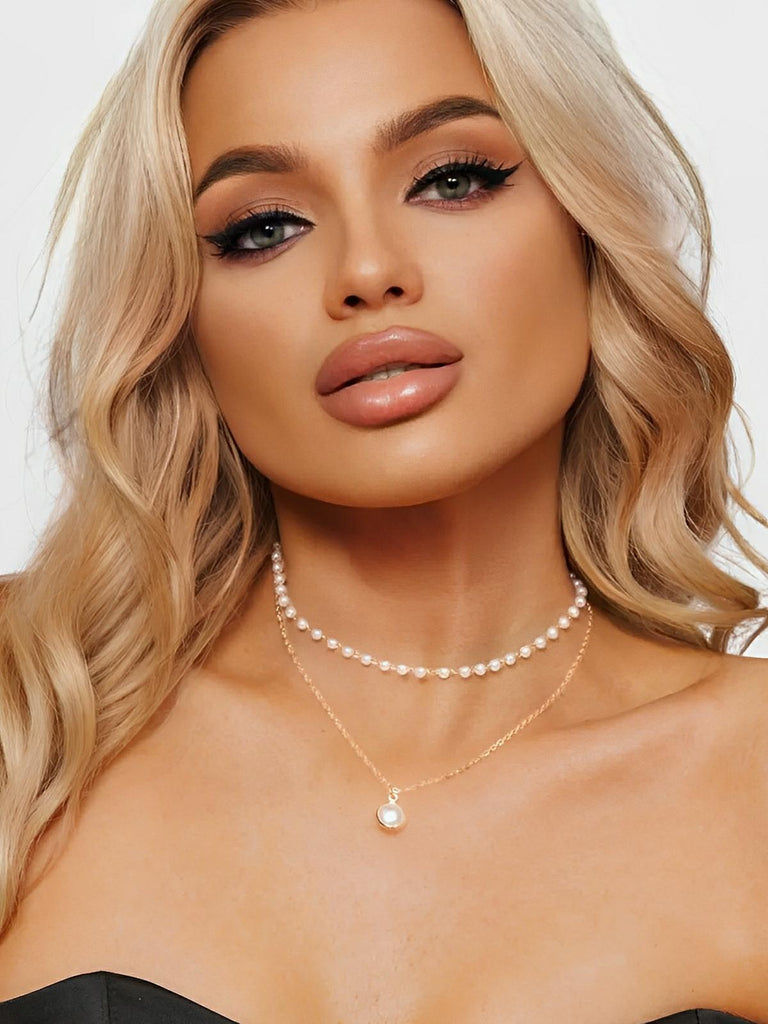 Collier ras du cou double rang, chaîne serpent, perles blanches, acier titane, style rétro, pendentif perle, modèle Ortensia - Collier - Or 40 - 45 cm