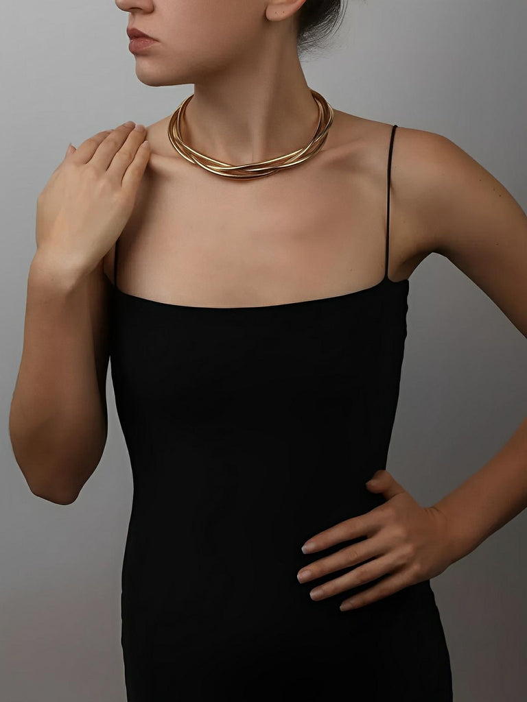 Collier rigide femme, choker métal doré, collier trois rangs, style géométrique, bijou tendance Y2K, modèle Vita - Collier - Or