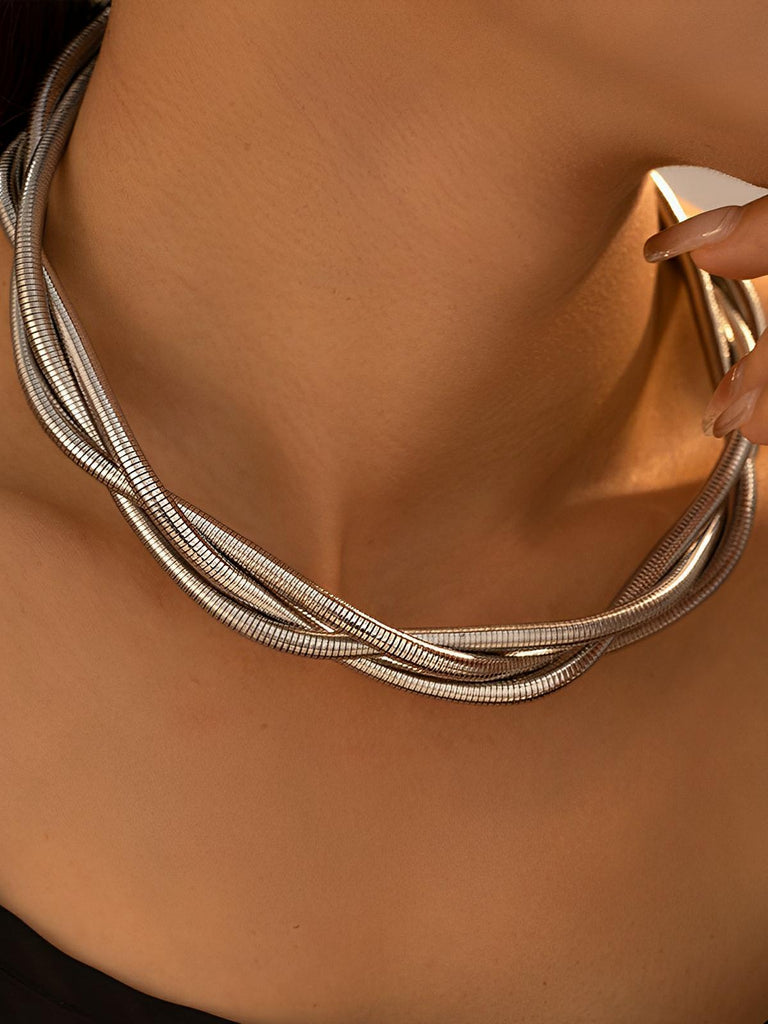 Collier rigide femme, choker métal doré, collier trois rangs, style géométrique, bijou tendance Y2K, modèle Vita - Collier - Argent