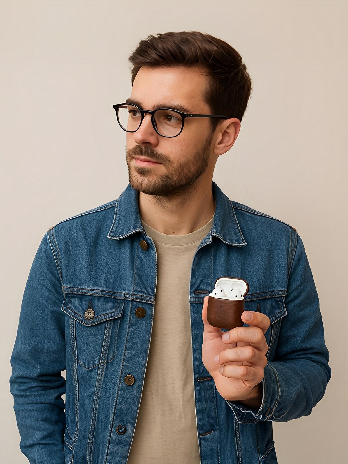 Coque de protection AirPods 1 et 2, design fin, en simili vegan, modèle Quiro - Écouteurs sans fil - Café