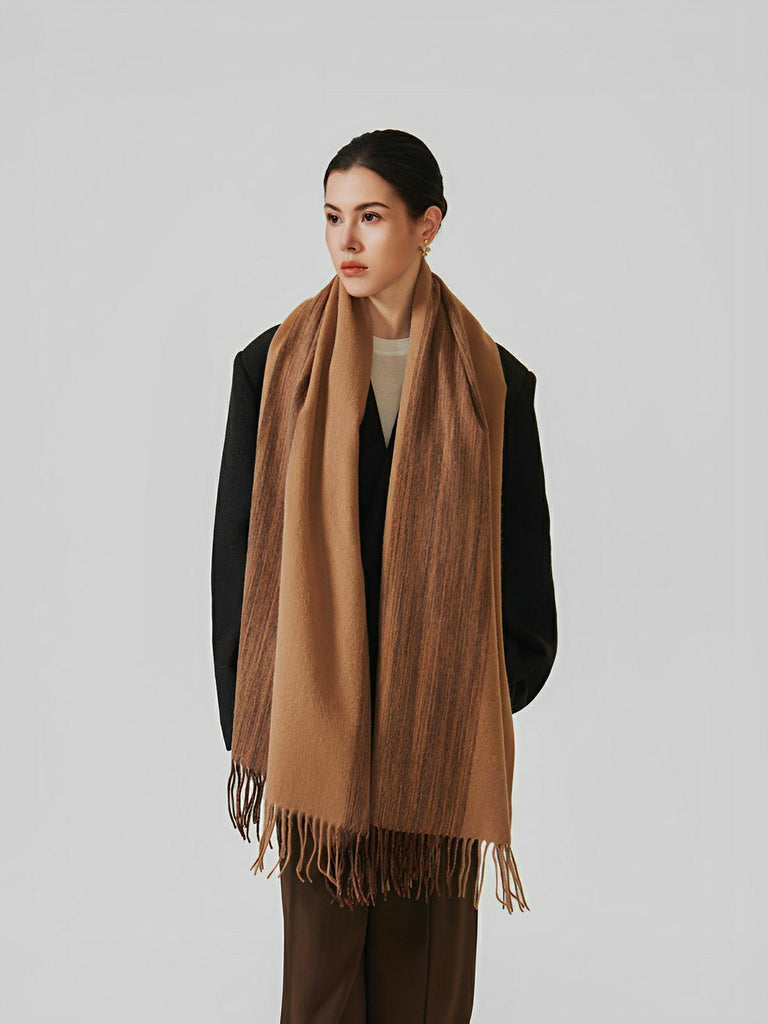 Écharpe 100% laine chaude pour femme, finition frangée, motif camel et brun, douceur hivernale luxueuse, modèle Galia - Écharpe - Marron