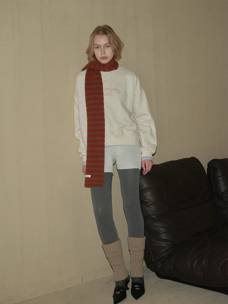 Écharpe en laine rayée, tricot chaud et doux, accessoire d'hiver tendance, rayures larges colorées, chaleur et confort au quotidien, modèle Harria - Écharpe - Rouge et gris