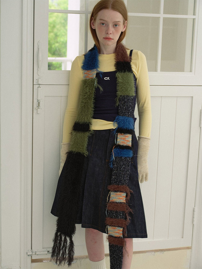 Écharpe fashion patchwork hiver, laine texturée, longue écharpe mixte, tricotée main, multicolore, douce et chaude, style graphique, look original, pièce unique, modèle Oddie - Écharpe - Style 2