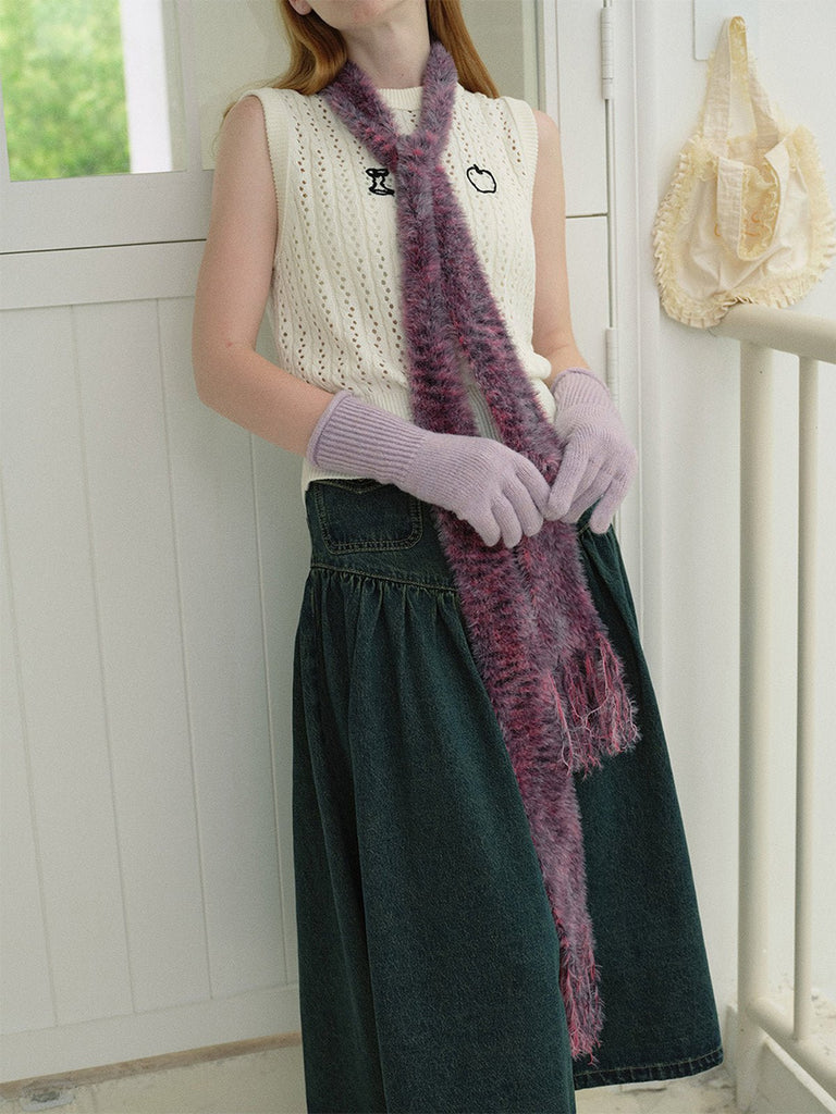 Écharpe fine en fausse fourrure, style doux et fantaisie, longue à franges, accessoire hiver femme, toucher duveteux, design original, modèle Rafla - Écharpe - Rose foncé