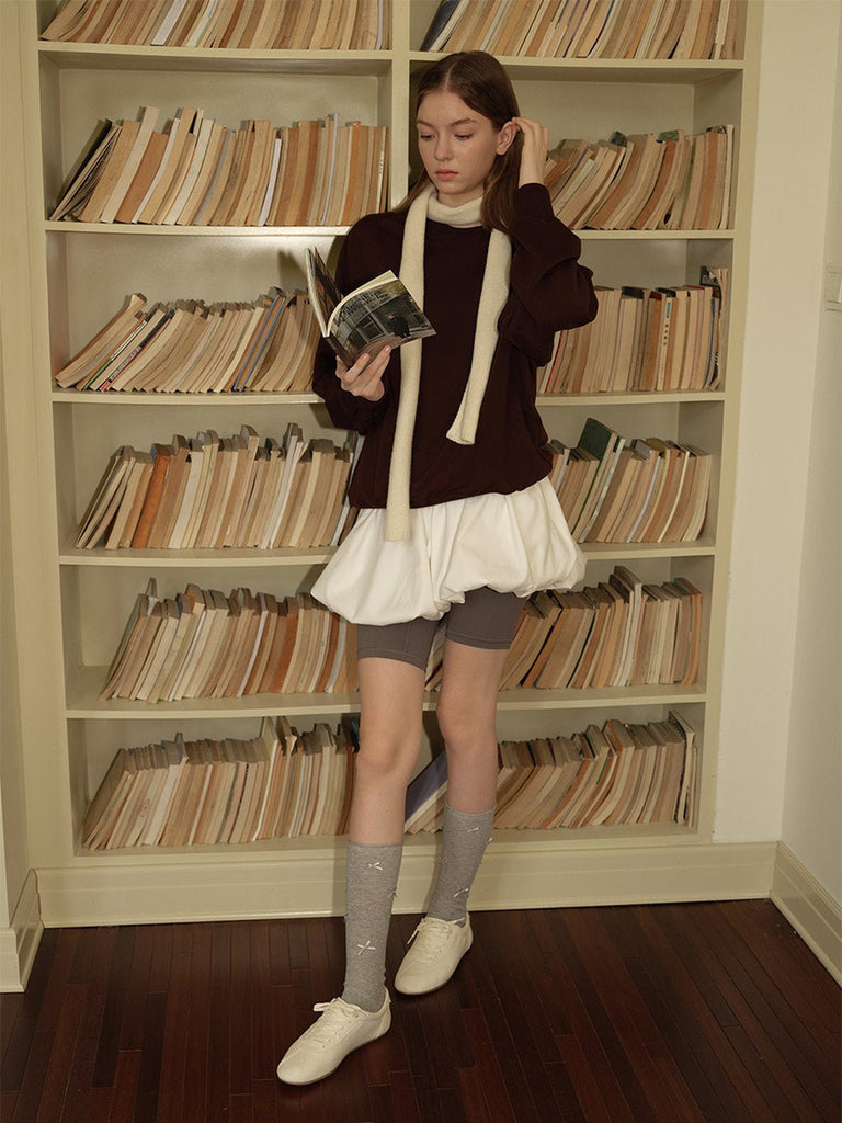 Écharpe fine en pure laine, toucher doux, format étroit, chaude et légère, style minimaliste, hiver 2024, plusieurs coloris, modèle Estelle - Écharpe - Blanc