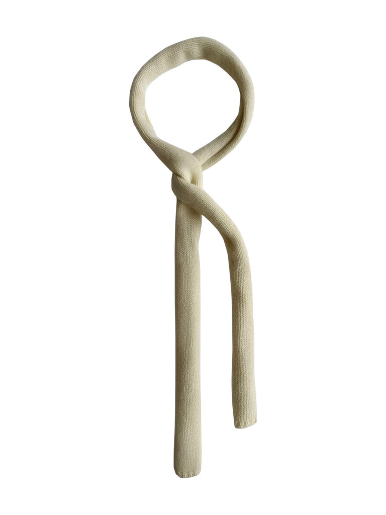 Sciarpa sottile in pura lana, al tatto morbida, formato stretto, calda e leggera, stile minimalista, inverno 2024, diversi colori, modello Estelle