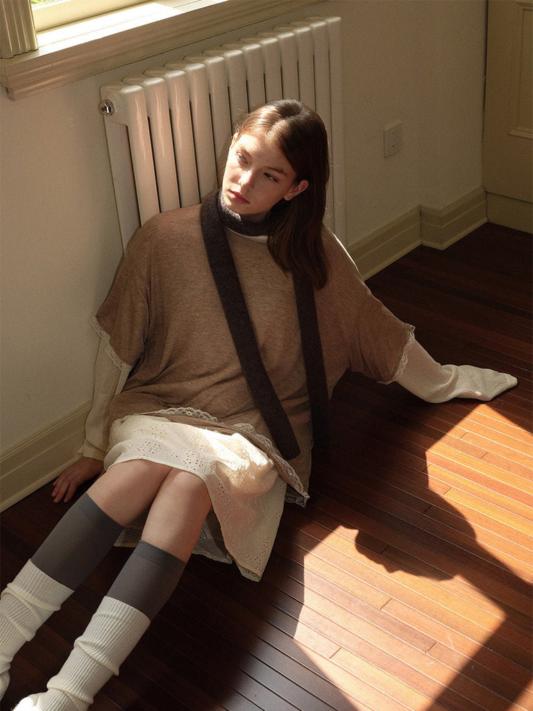 Écharpe fine en pure laine, toucher doux, format étroit, chaude et légère, style minimaliste, hiver 2024, plusieurs coloris, modèle Estelle - Écharpe - Gris