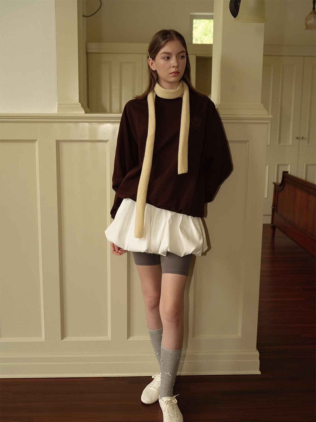 Écharpe fine en pure laine, toucher doux, format étroit, chaude et légère, style minimaliste, hiver 2024, plusieurs coloris, modèle Estelle - Écharpe - Blanc écru