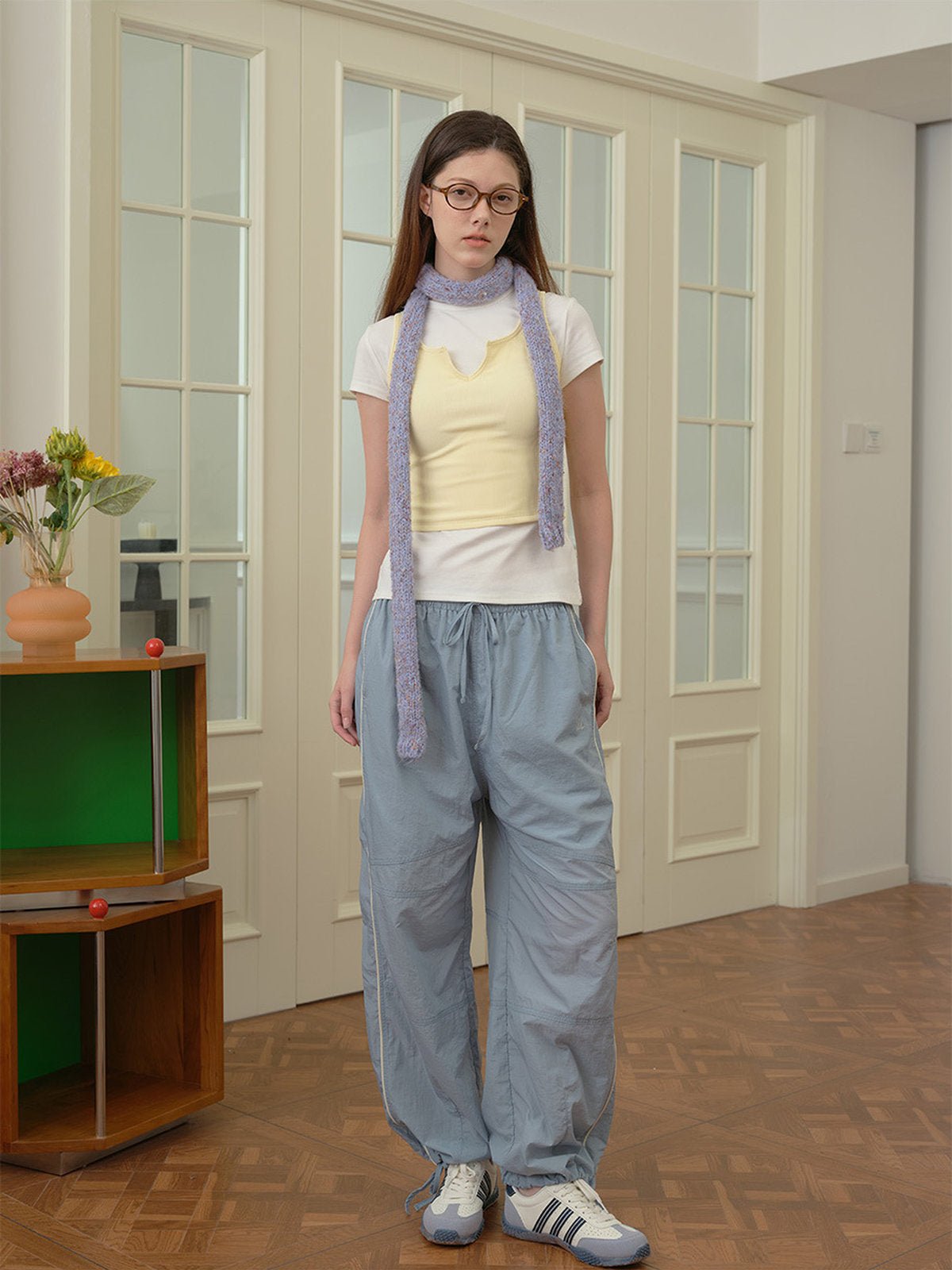 Écharpe fine femme hiver, tricotée à la main, longue et étroite, toucher doux, coloris pastel chiné, accessoire chaud et léger, modèle Icy - Écharpe - Bleu