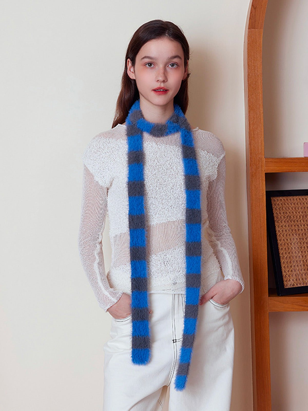 Écharpe fine rayée femme, écharpe douce et longue, écharpe hiver colorée, écharpe fine en nylon, écharpe chaude pour l'hiver, modèle Insy - Écharpe - Bleu et gris