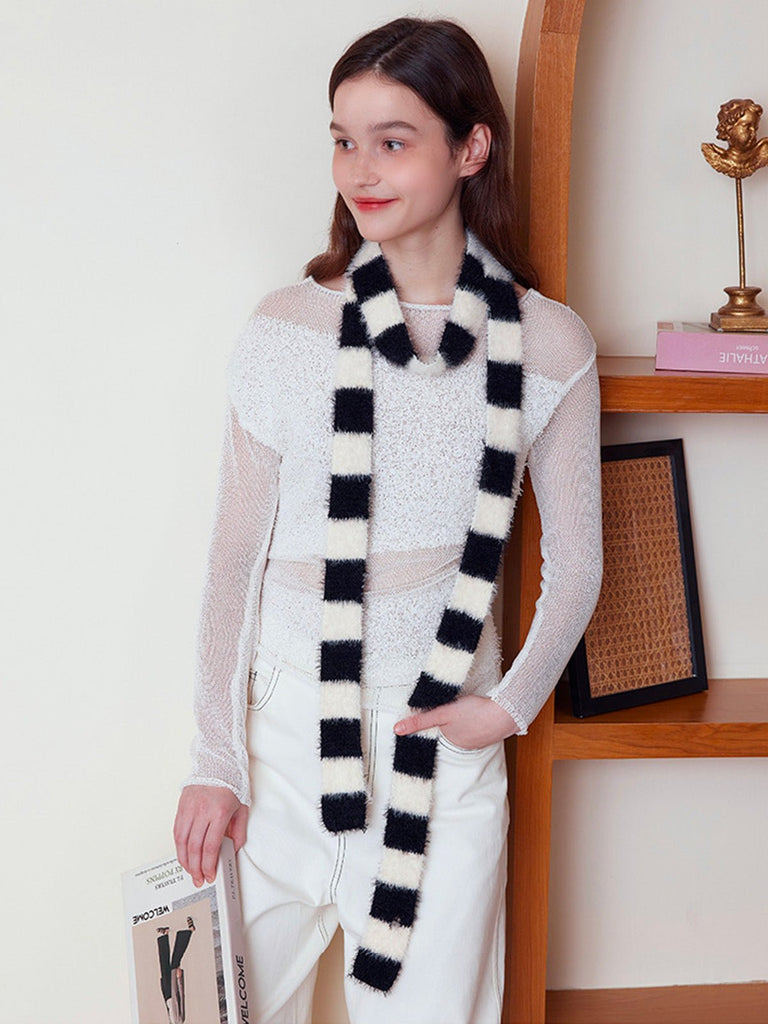 Écharpe fine rayée femme, écharpe douce et longue, écharpe hiver colorée, écharpe fine en nylon, écharpe chaude pour l'hiver, modèle Insy - Écharpe - Noir et blanc