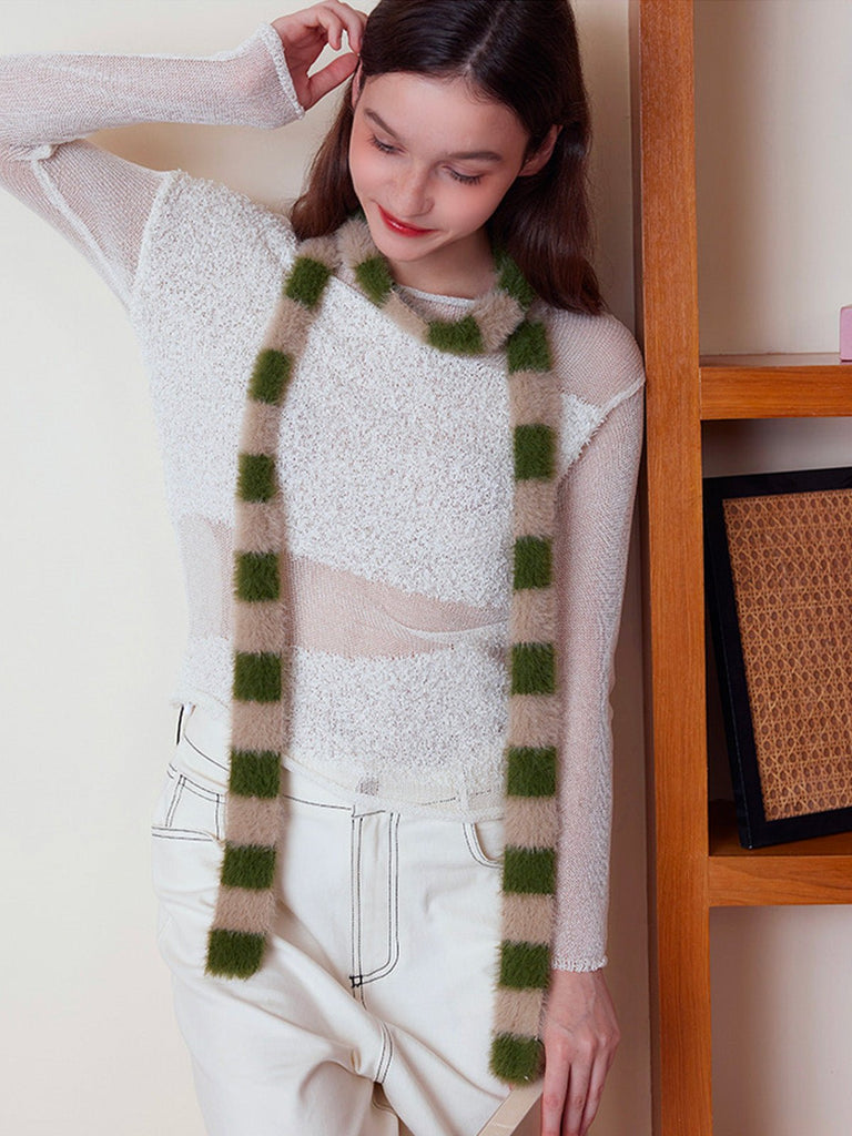 Écharpe fine rayée femme, écharpe douce et longue, écharpe hiver colorée, écharpe fine en nylon, écharpe chaude pour l'hiver, modèle Insy - Écharpe - Vert et beige