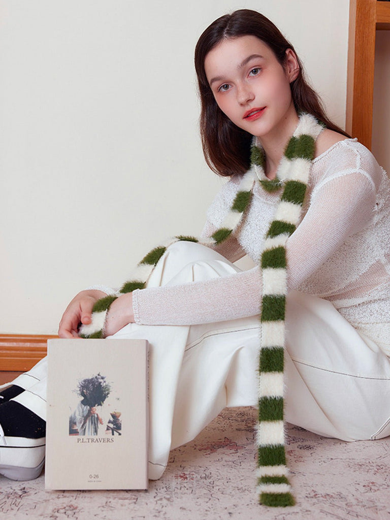 Écharpe fine rayée femme, écharpe douce et longue, écharpe hiver colorée, écharpe fine en nylon, écharpe chaude pour l'hiver, modèle Insy - Écharpe - Vert et blanc