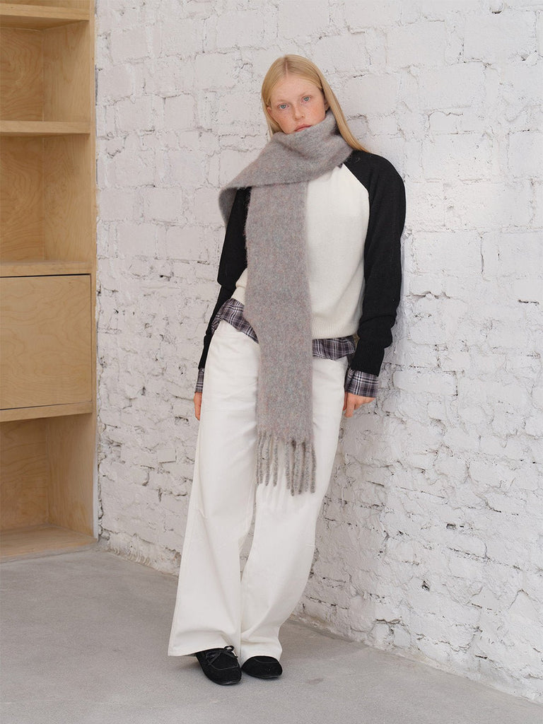 Écharpe longue douce hiver, laine mélangée chaude, coloris chinés, avec franges, accessoire cocooning chic, modèle Sodène - Écharpe - Gris clair