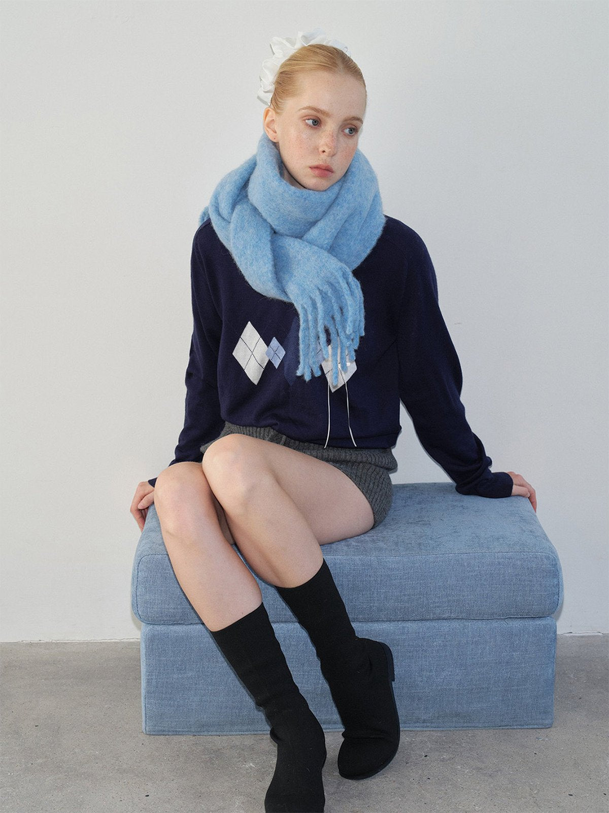 Écharpe longue femme hiver, laine alpaga douce, écharpe chaude à franges, accessoire cocooning hiver, écharpe moelleuse unie, modèle Laorie - Écharpe - Bleu