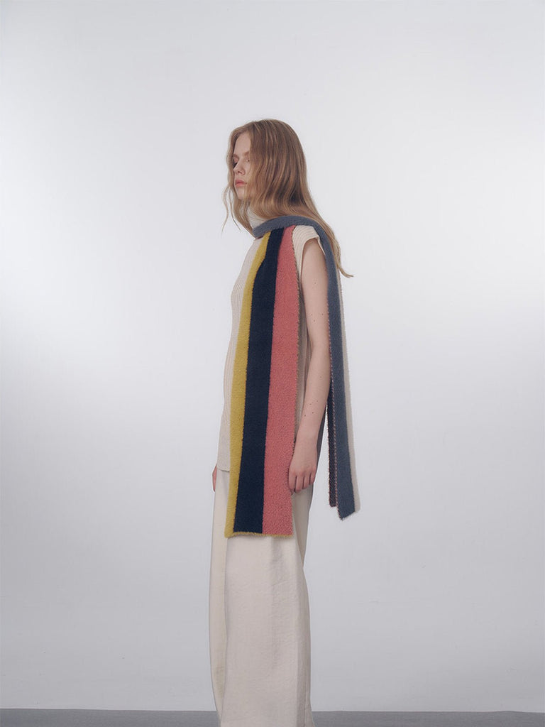 Écharpe longue rayée multicolore, laine duveteuse douce, chaude et légère, maille fine hiver, accessoires mode colorés, modèle Nadum - Écharpe - Style 1