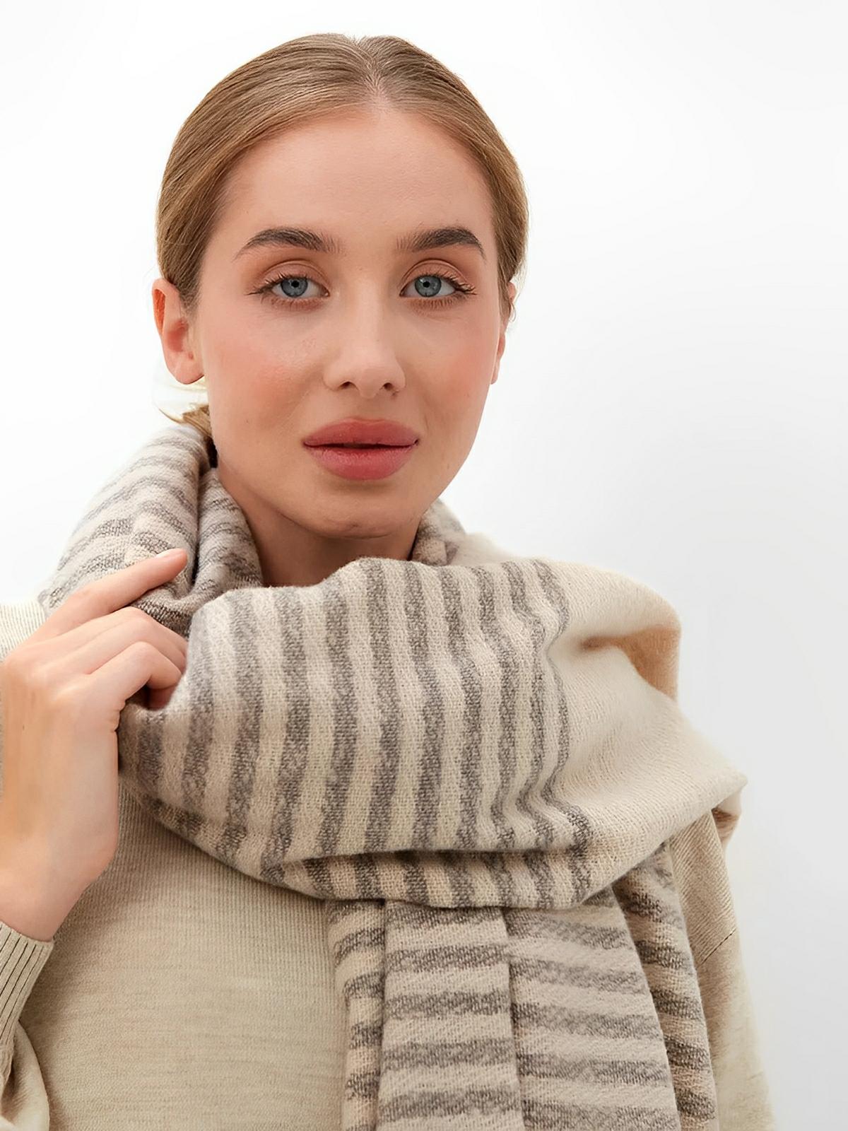 Écharpe pour femme, d'hiver, rayée, douce, à motifs rayures et carreaux gris, modèle Anaïs - Écharpe - Beige