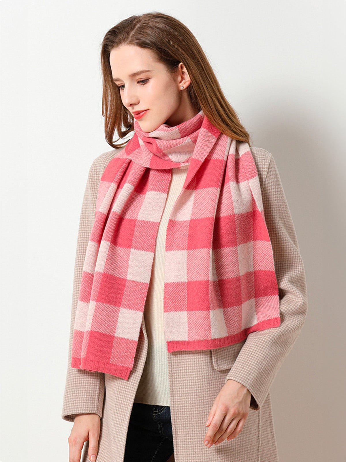 Écharpe pure laine, écharpe hiver femme, grand motif à carreaux, chaude et douce, look tendance, 180x30cm, modèle Mira - Écharpe - Rose