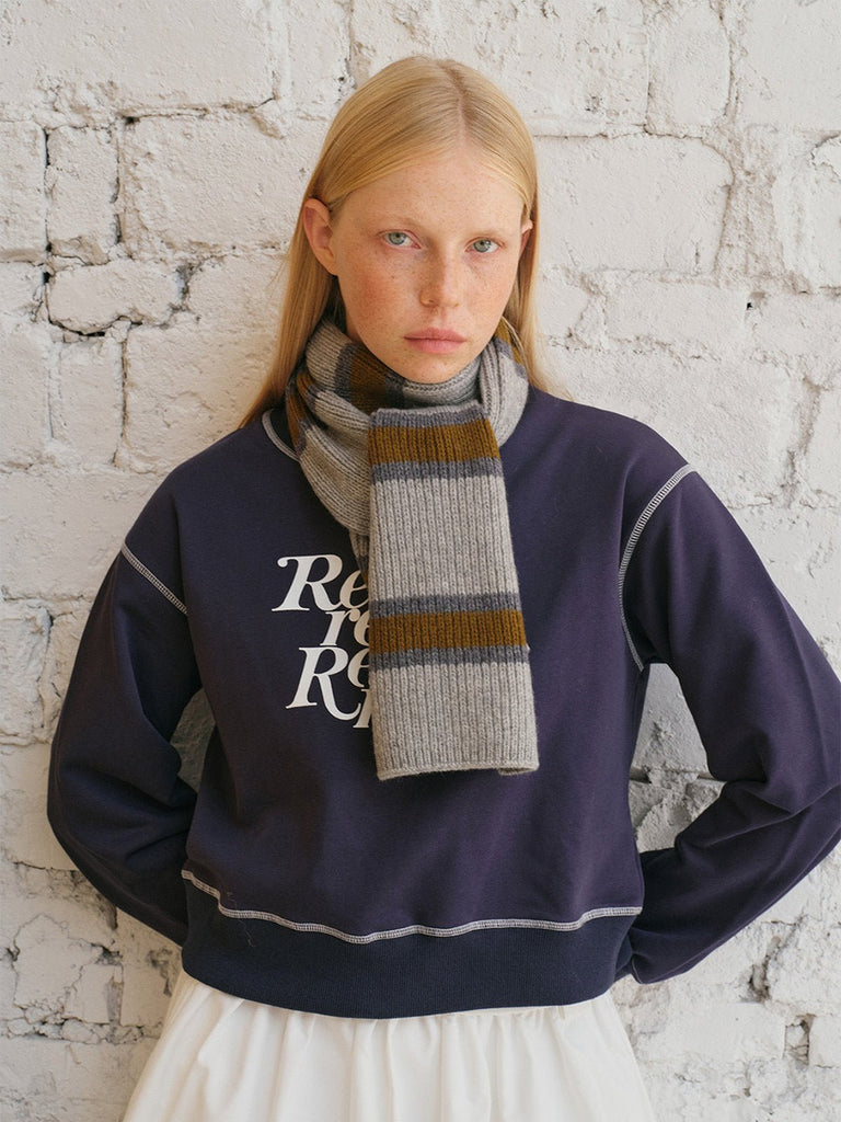 Écharpe rayée hiver femme, laine douce chaude, motif à rayures larges, tricotée à maille épaisse, style vintage graphique, modèle Zodia - Écharpe - Gris