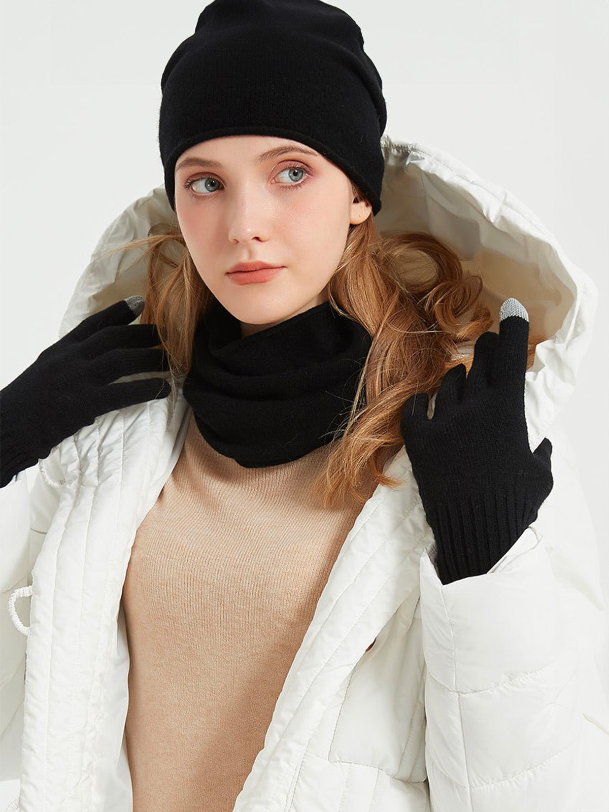 Ensemble bonnet cache - cou gants, hiver chaud, pure laine douce, maille unie, tactile smartphone, cadeau idéal, mixte, doux et chaud, modèle Xani - Écharpe - Noir