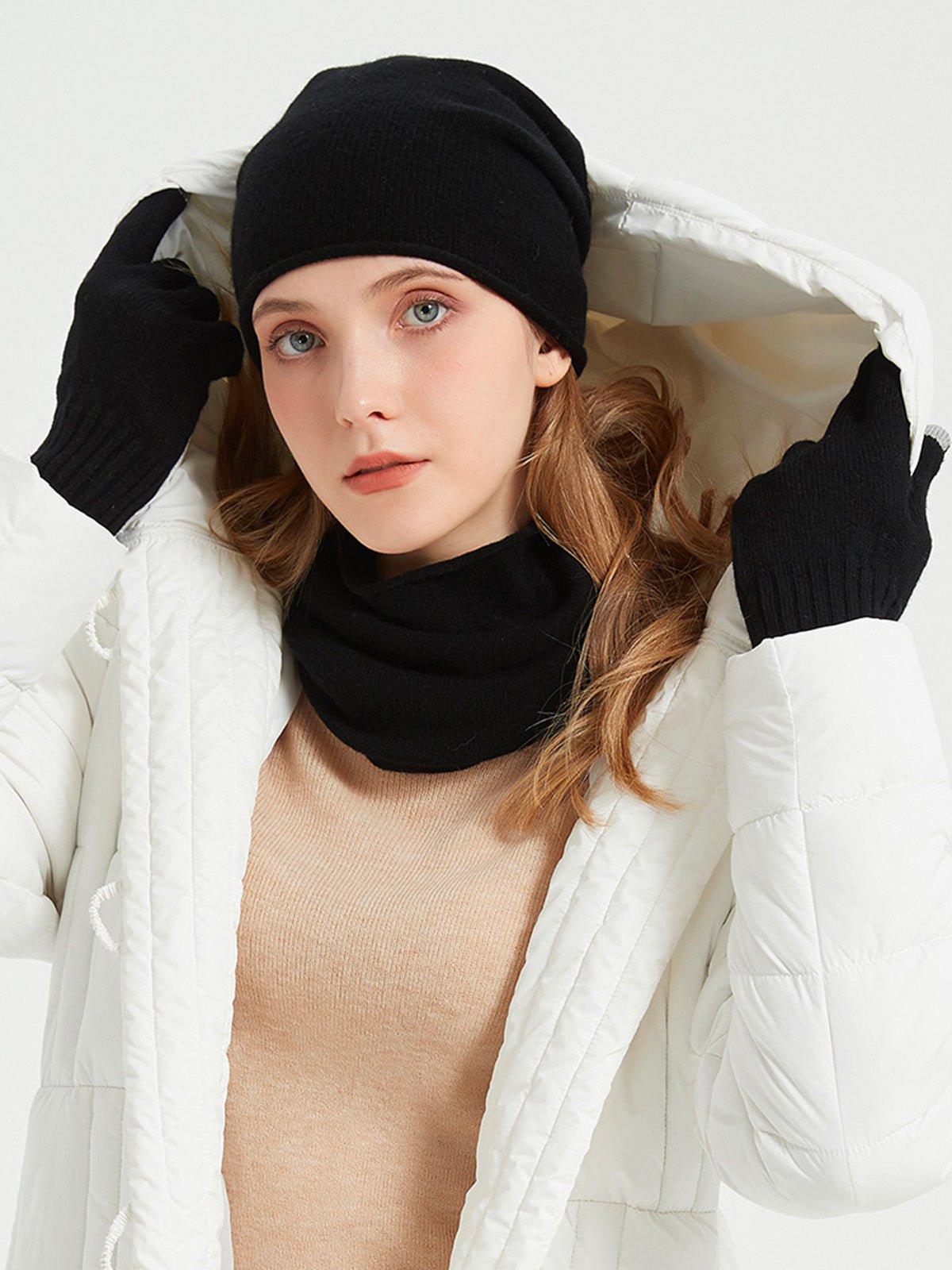 Ensemble bonnet cache - cou gants, hiver chaud, pure laine douce, maille unie, tactile smartphone, cadeau idéal, mixte, doux et chaud, modèle Xani - Écharpe - Noir