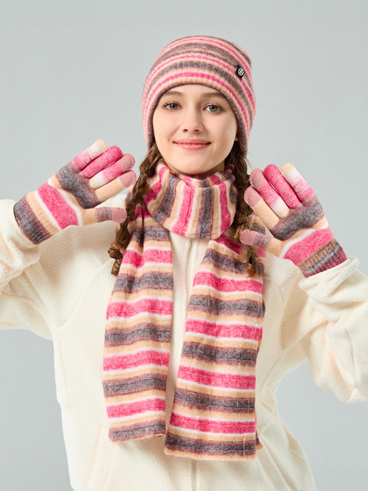 Ensemble hiver 3 pièces femme, bonnet rayé doux, écharpe longue chaude, gants tactiles assortis, tricot épais, motif dégradé, look cocooning, modèle Tedam - Écharpe - Rose