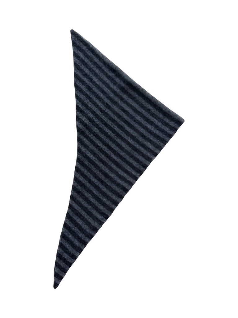 Foulard con cappuccio a righe, berretto annodato morbido, accessorio invernale originale, sciarpa da annodare a righe, copricapo soffice fantasia, foulard in lana e poliestere, cappuccio a righe caldo, modello Gimsa