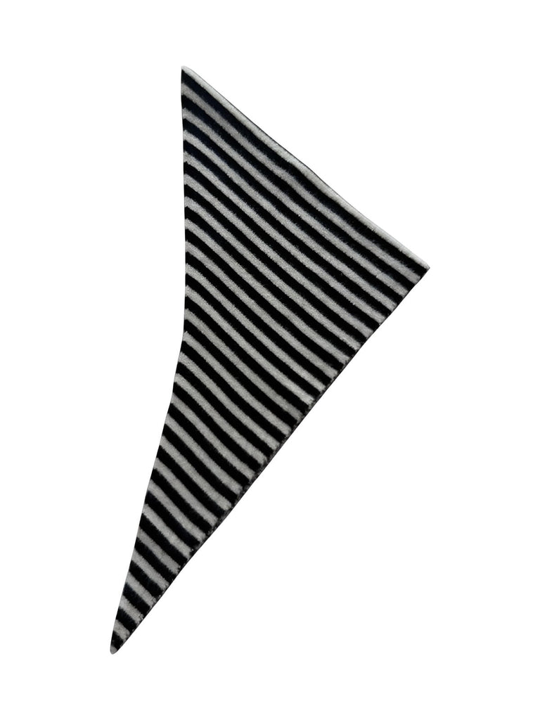 Foulard con cappuccio a righe, berretto annodato morbido, accessorio invernale originale, sciarpa da annodare a righe, copricapo soffice fantasia, foulard in lana e poliestere, cappuccio a righe caldo, modello Gimsa