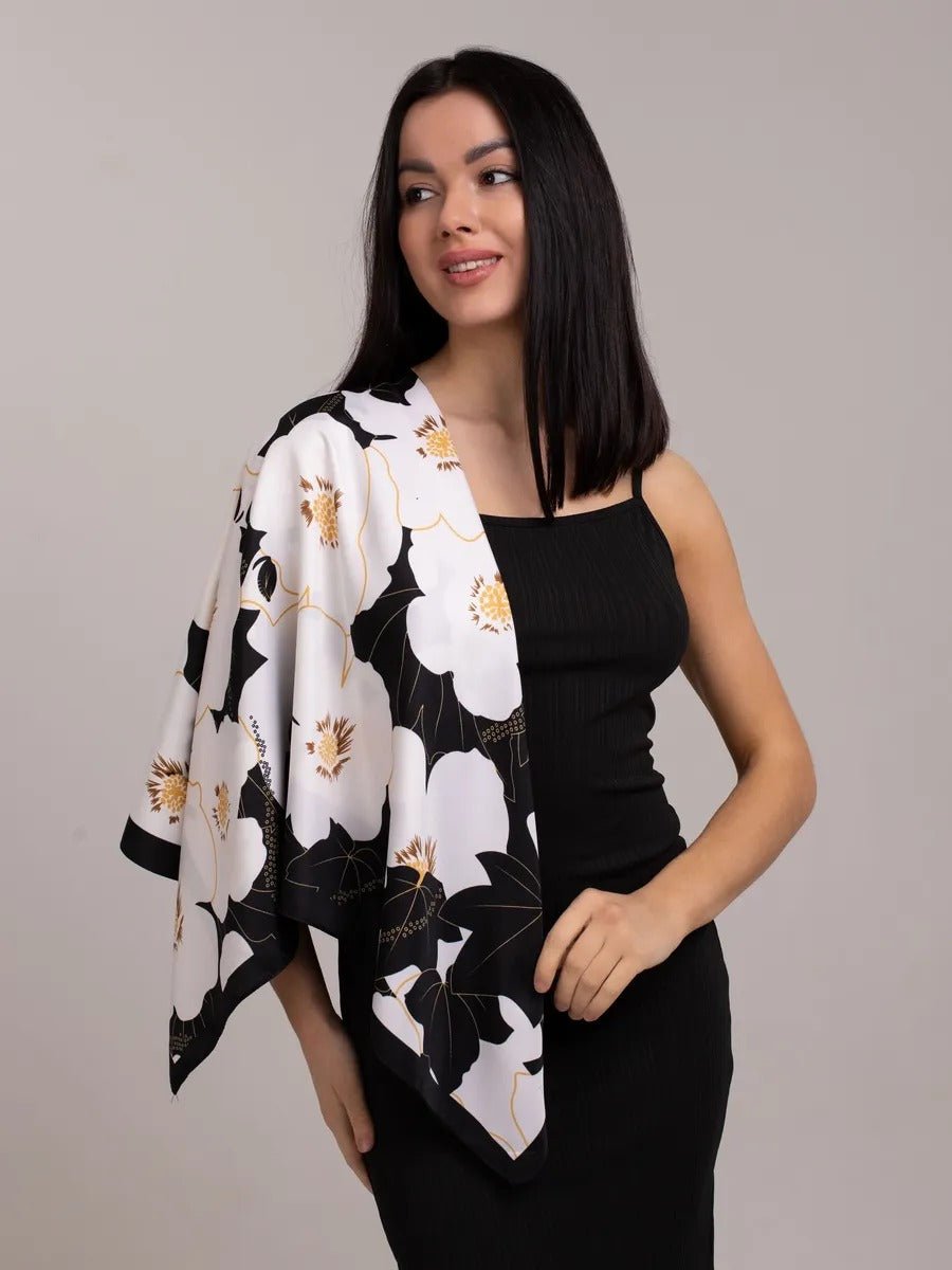 Foulard carré femme, 90x90, imprimé floral noir blanc doré, tissu soyeux léger, accessoire sac ou cou, foulard multifonction été, modèle Lilo - Écharpe - Blanc et noir