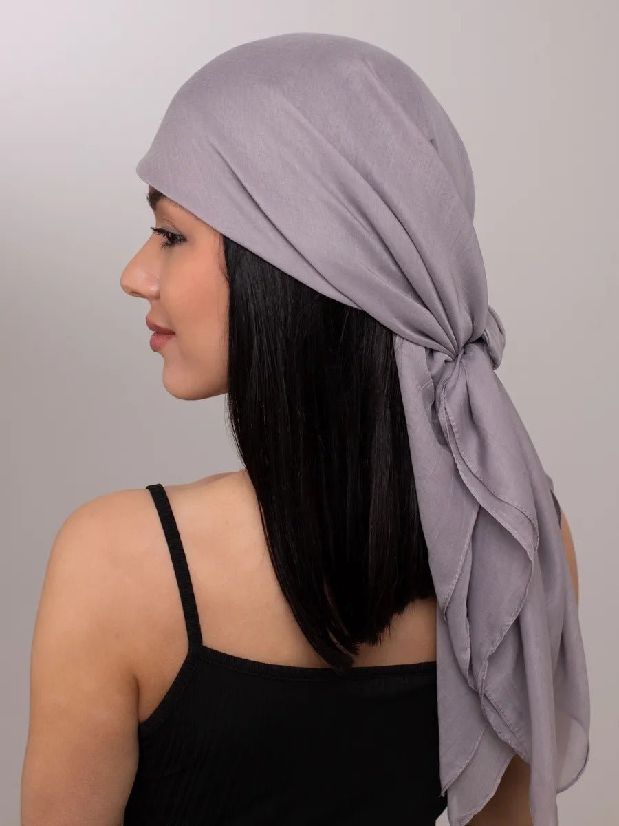 Foulard carré femme 95x95cm, soie imitation douce, coloris unis variés, accessoire polyvalent, léger printemps été, modèle Lala - Écharpe - Blanc