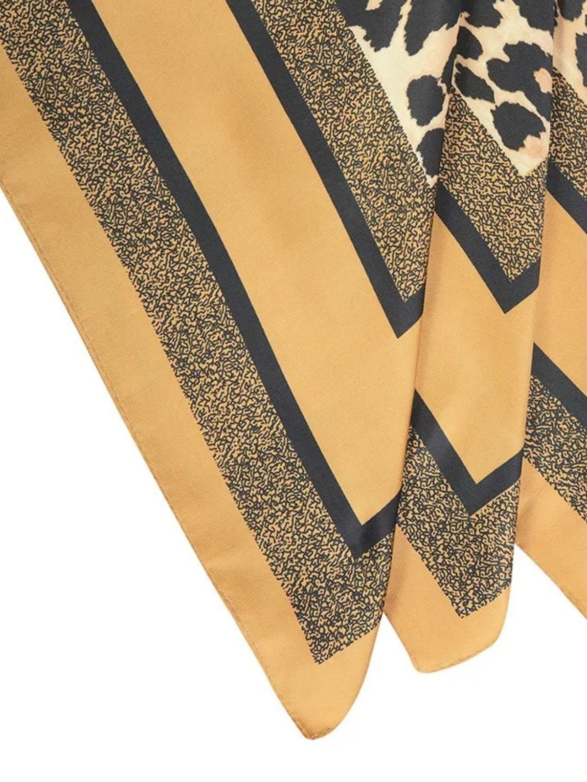 Foulard carré femme, soyeux et doux, imprimé léopard chic, tons sable et noir, accessoire de tête ou de cou, foulard printemps été, modèle Rosie - Écharpe - Marron
