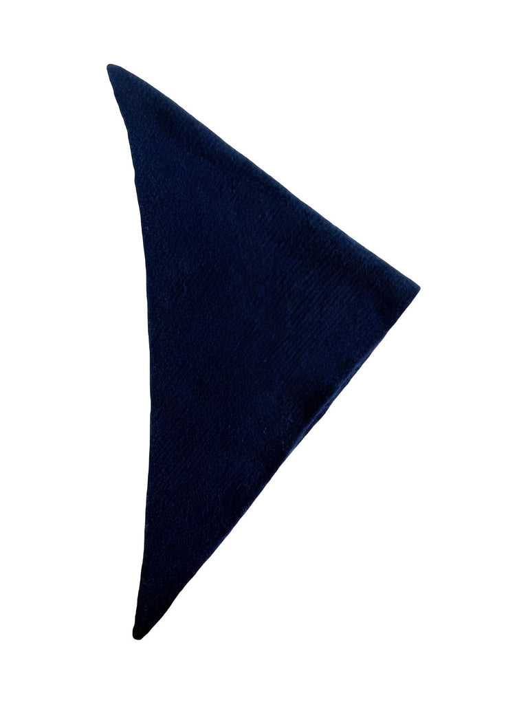 Foulard triangolare in lana mista, sciarpa corta calda per l'inverno, scaldacollo morbido donna uomo, design geometrico originale, accessorio elegante per l'autunno, modello Ouline
