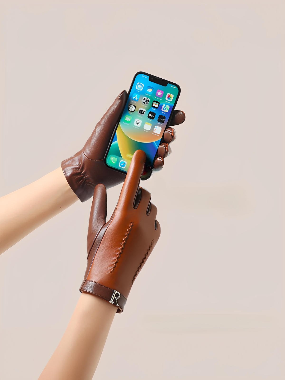 Gants en cuir marron femme, doublés polaire, compatibles écran tactile, hiver chic, accessoire mode, modèle Winea - Écharpe - Camel M
