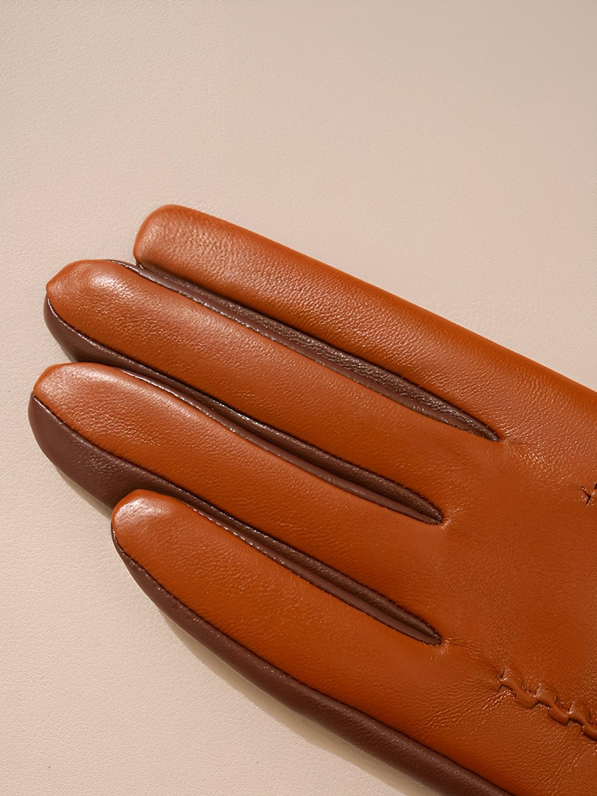 Gants en cuir marron femme, doublés polaire, compatibles écran tactile, hiver chic, accessoire mode, modèle Winea - Écharpe - Camel M