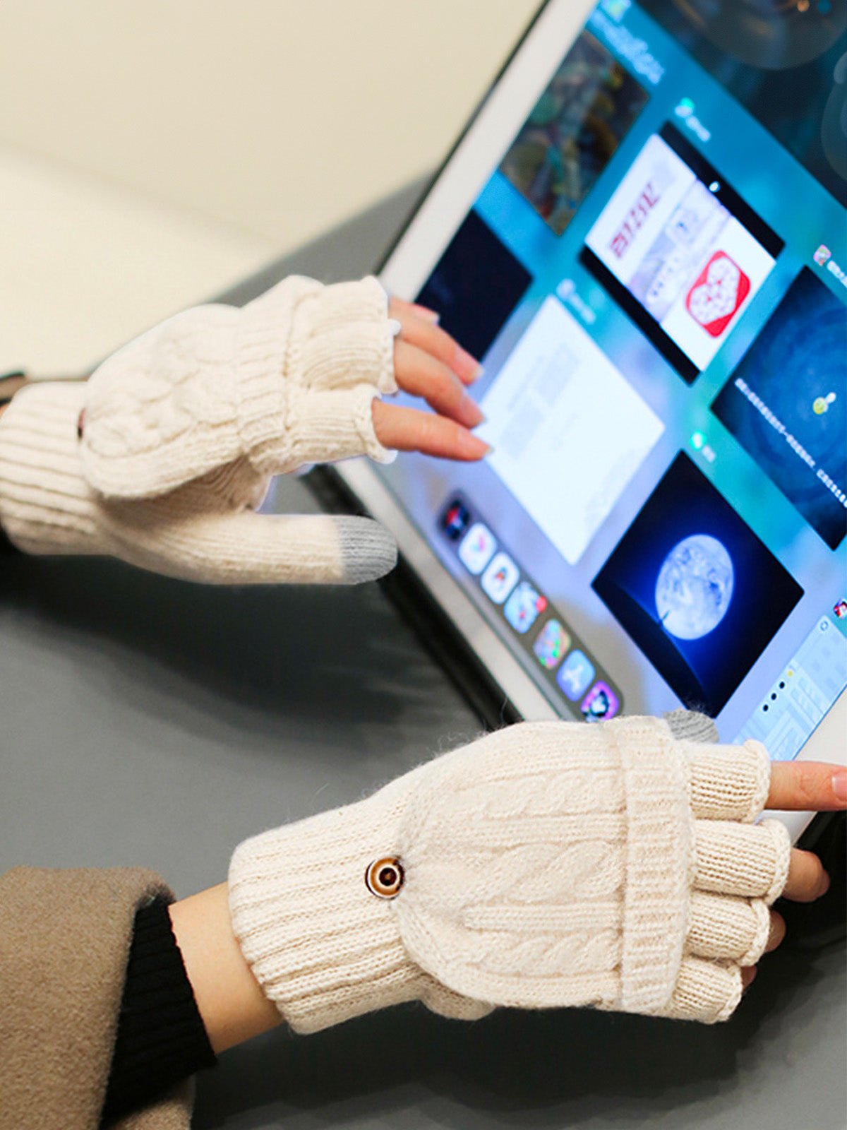 Gants hiver tricotés, modèle deux - en - un, sans doigts avec rabat, laine chaude, usage tactile, style unisexe, tricot épais, protection contre le froid, accessoire cosy, modèle Touns - Gants - Blanc