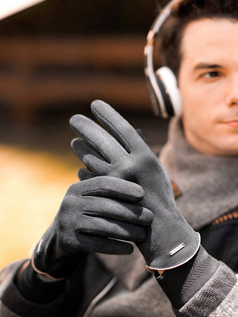 Gants homme hiver, suédine tactile, doublure chaude, paume antidérapante, accessoire mode hiver, gants chic, modèle Gustave - Gants - Gris