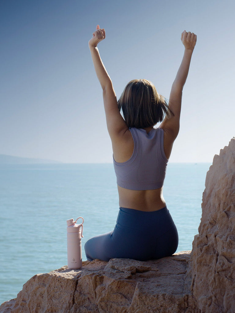 Gourde isotherme gamme IDEUS, acier inoxydable 304, bouchon sécurisé, design sportif, conservation 18h, portable, anti - fuite, multi - tailles, usage extérieur et bureau, modèle Sayan - Gourde et Thermos - Noir S