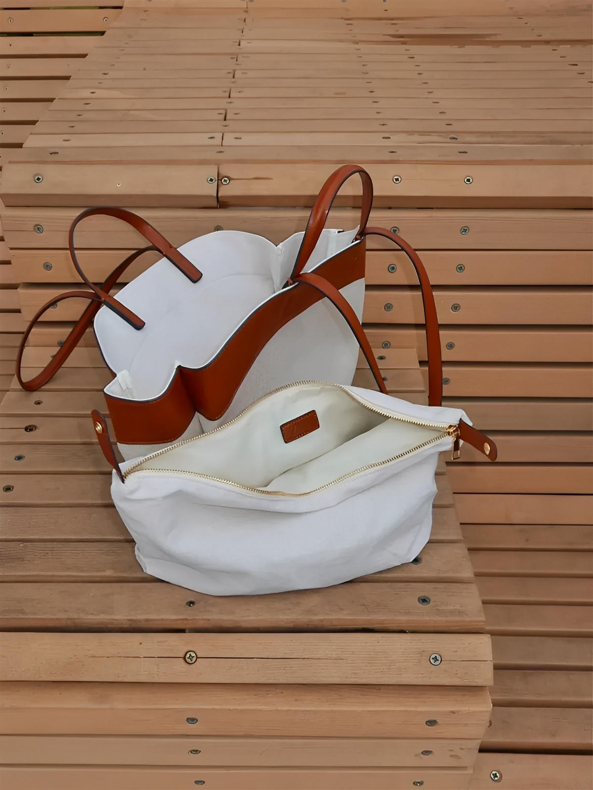 Grand sac à main, toile canvas anses en simili vegan, sac femme épaule main pochette amovible, modèle Eleonore - Sac à main - Marron