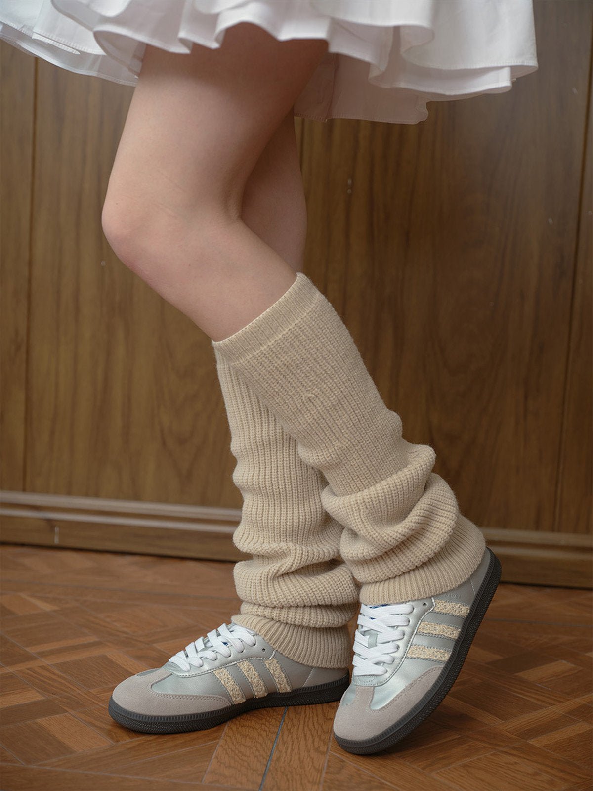 Guêtres femme, chaussettes hautes tricotées, accessoires jambes hiver, maille chaude douce, yoga danse streetwear, modèle Komine - Guêtre - Beige