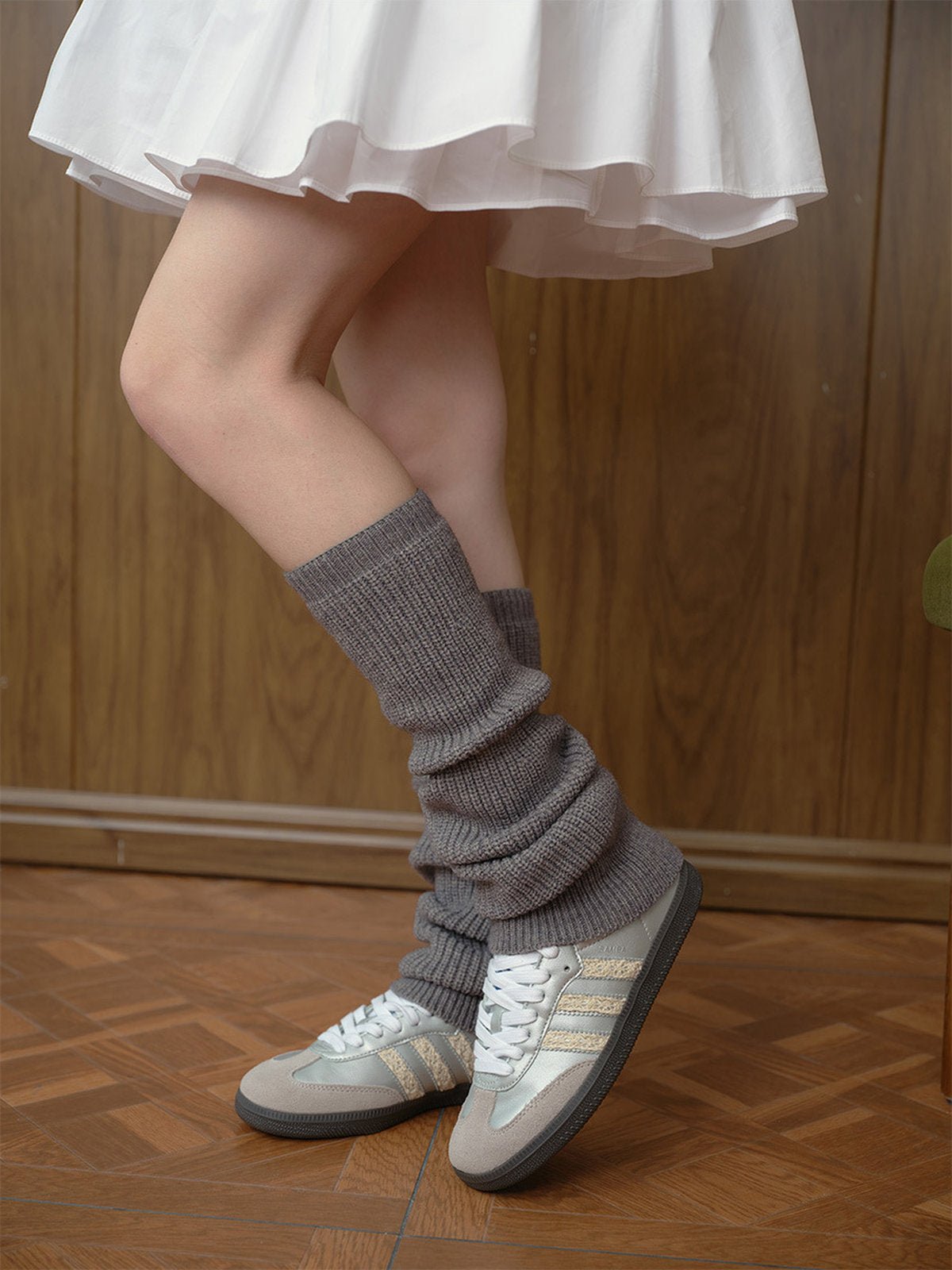 Guêtres femme, chaussettes hautes tricotées, accessoires jambes hiver, maille chaude douce, yoga danse streetwear, modèle Komine - Guêtre - Gris