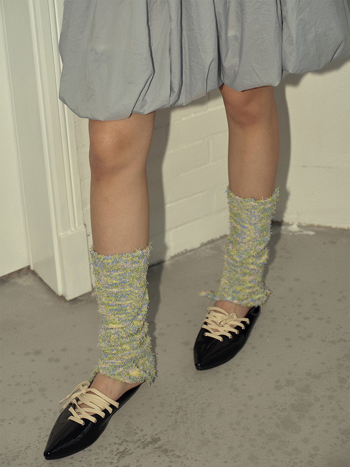 Guêtres femme, tricot moelleux, couleurs pastel, confort doux, look rétro, accessoire hiver, chaleur jambes, style moderne, mode japonaise, modèle Filine - Guêtre - Vert