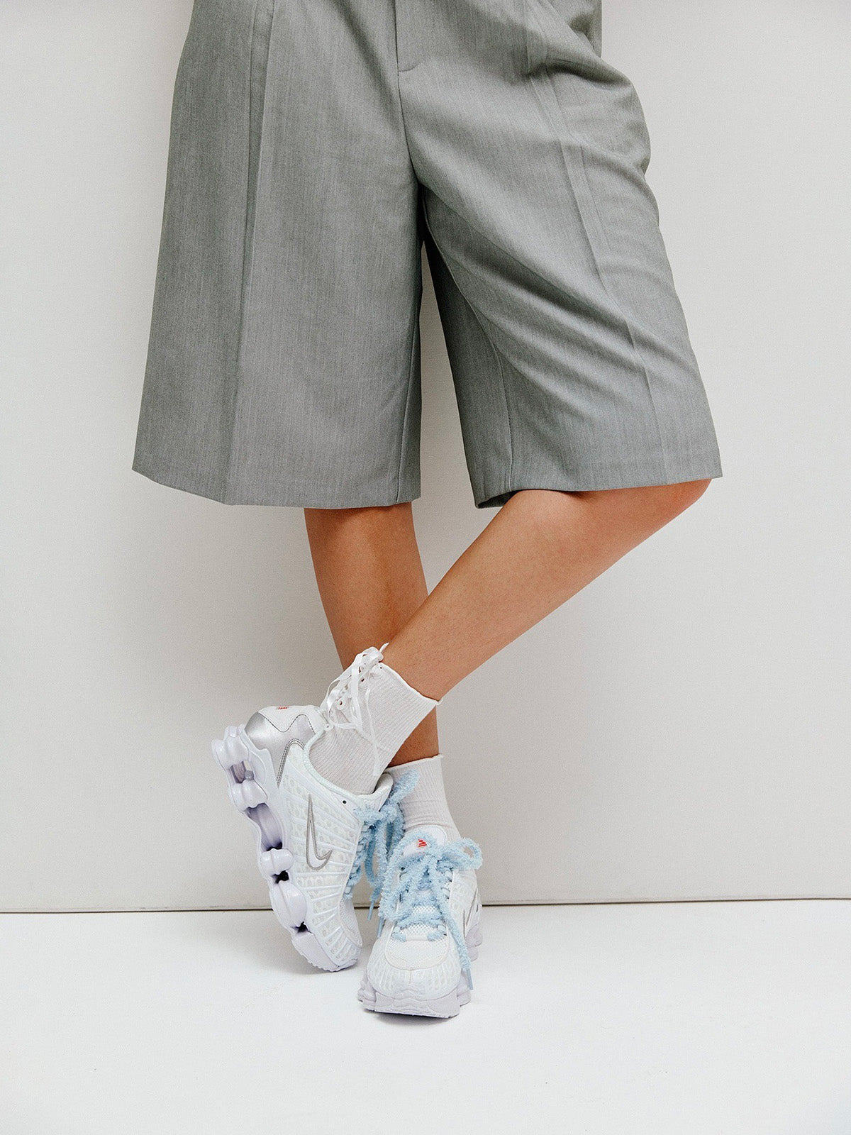 Lacets fluffy, lacets fin pelucheux, colorés et fantaisie, lifestyle et accessoire sneakers, modèle Estime - Bleu ciel 80 cm